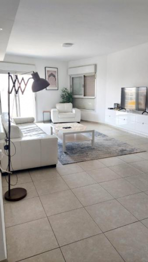 Ashdod City Center Apartment